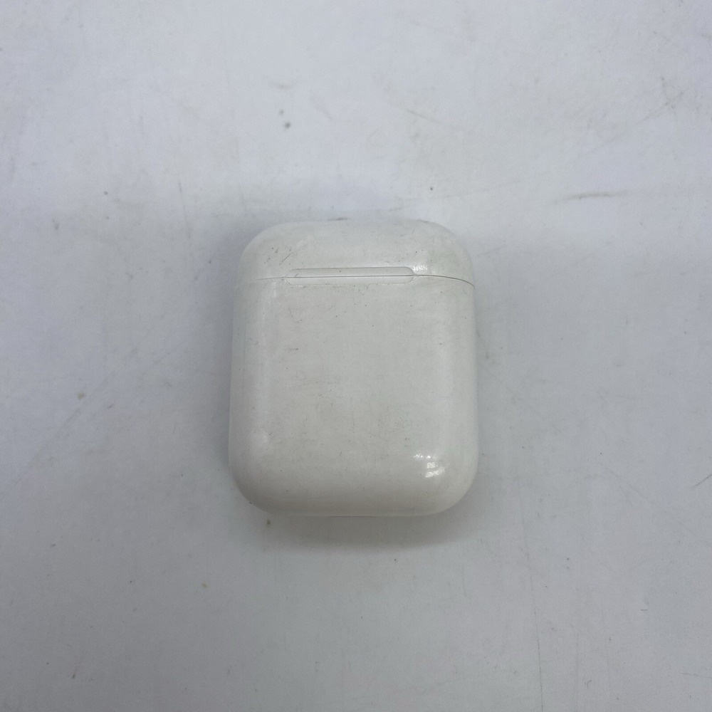 Apple Airpods 2nd Generation with Charging Case White A2031 A2032 Parts Only